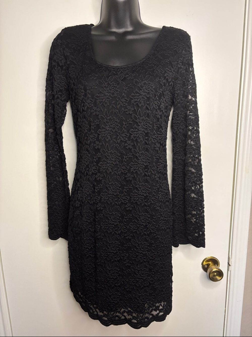 Forever 21 Black Long Sleeve Lace Dress